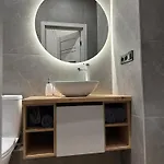 на 5 фонтана парк перемоги аркадія море в пішій доступності Apartment *