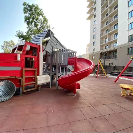 на 5 фонтана парк перемоги аркадія море в пішій доступності Apartment *