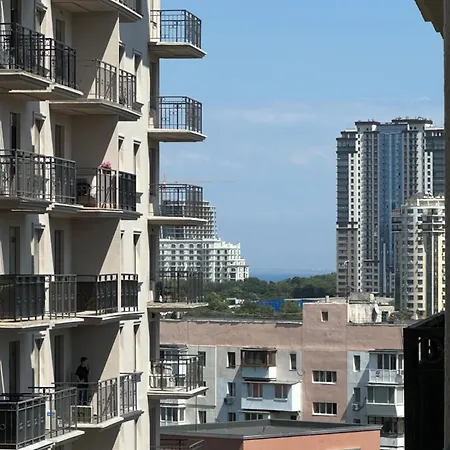 на 5 фонтана парк перемоги аркадія море в пішій доступності * Odessa